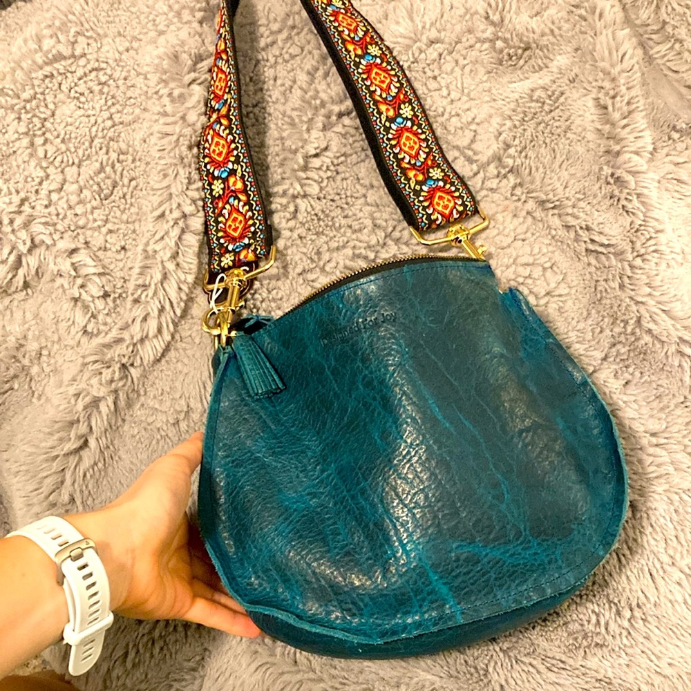 Crossbody Leather purse medium size!